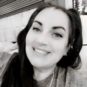 Meet your Posher, Talia